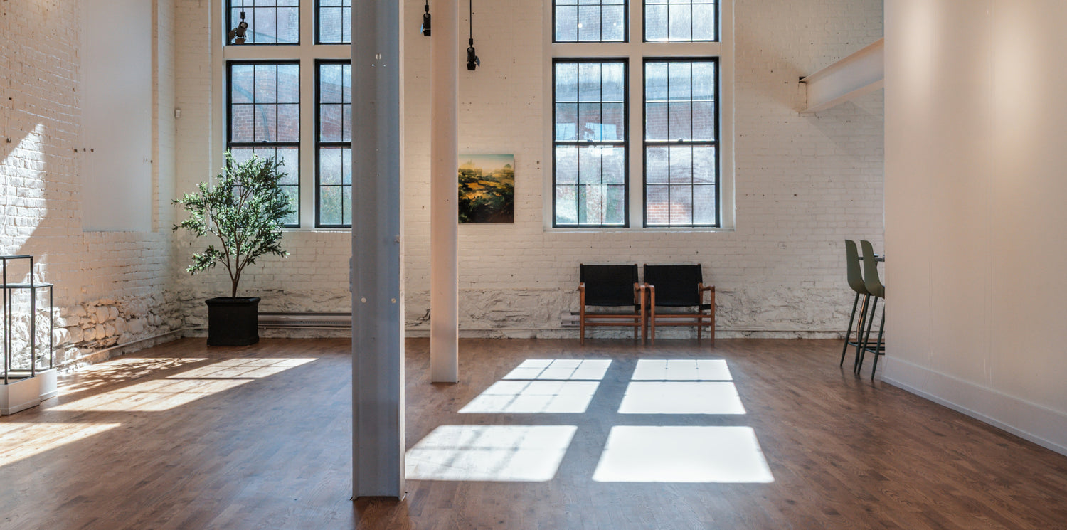 Intérieur de la galerie d’art contemporaine Turbine 240 à Magog